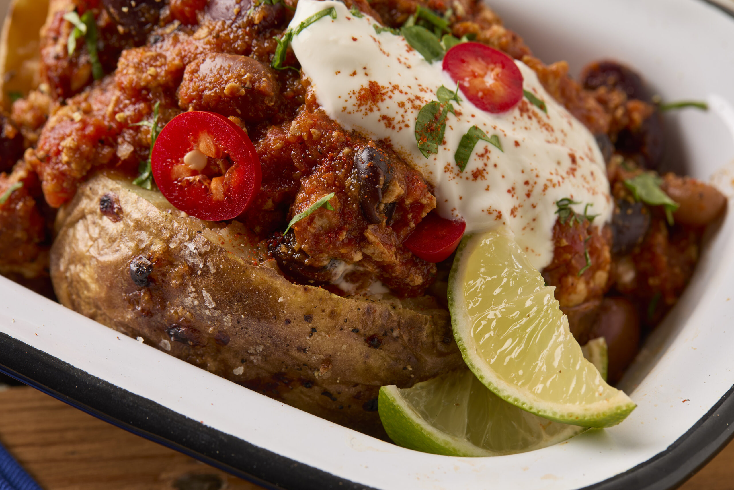 Chilli con Tofoo jacket potato with lime and chilli